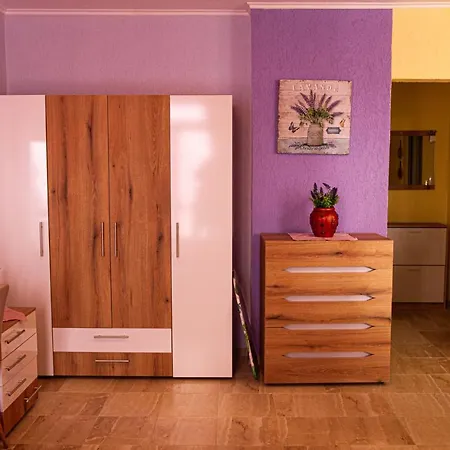 Апартамент Lavander Fleur Несебър